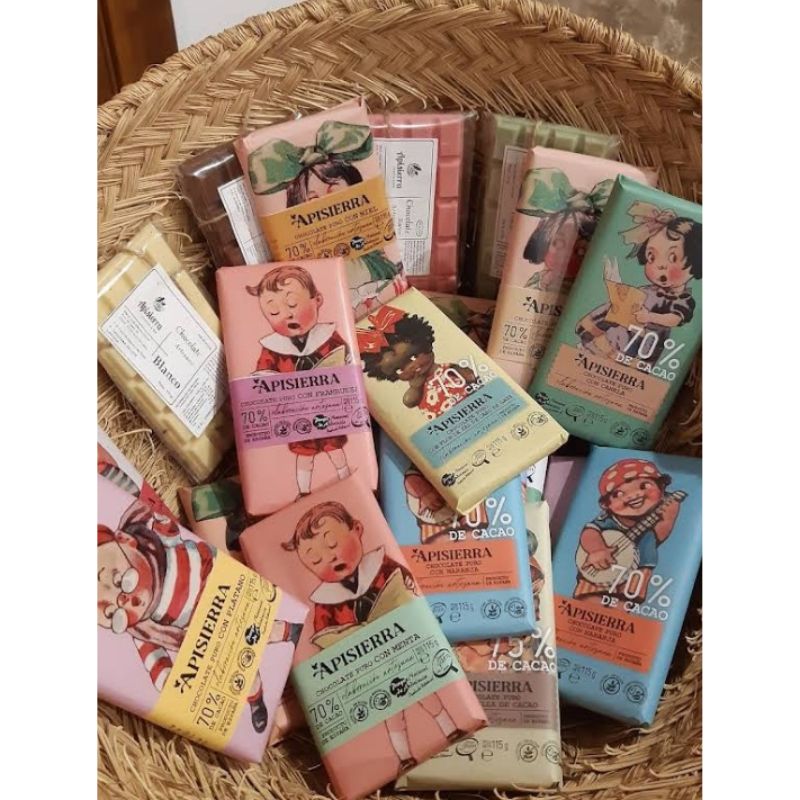 Selección de productos de despensa gourmet