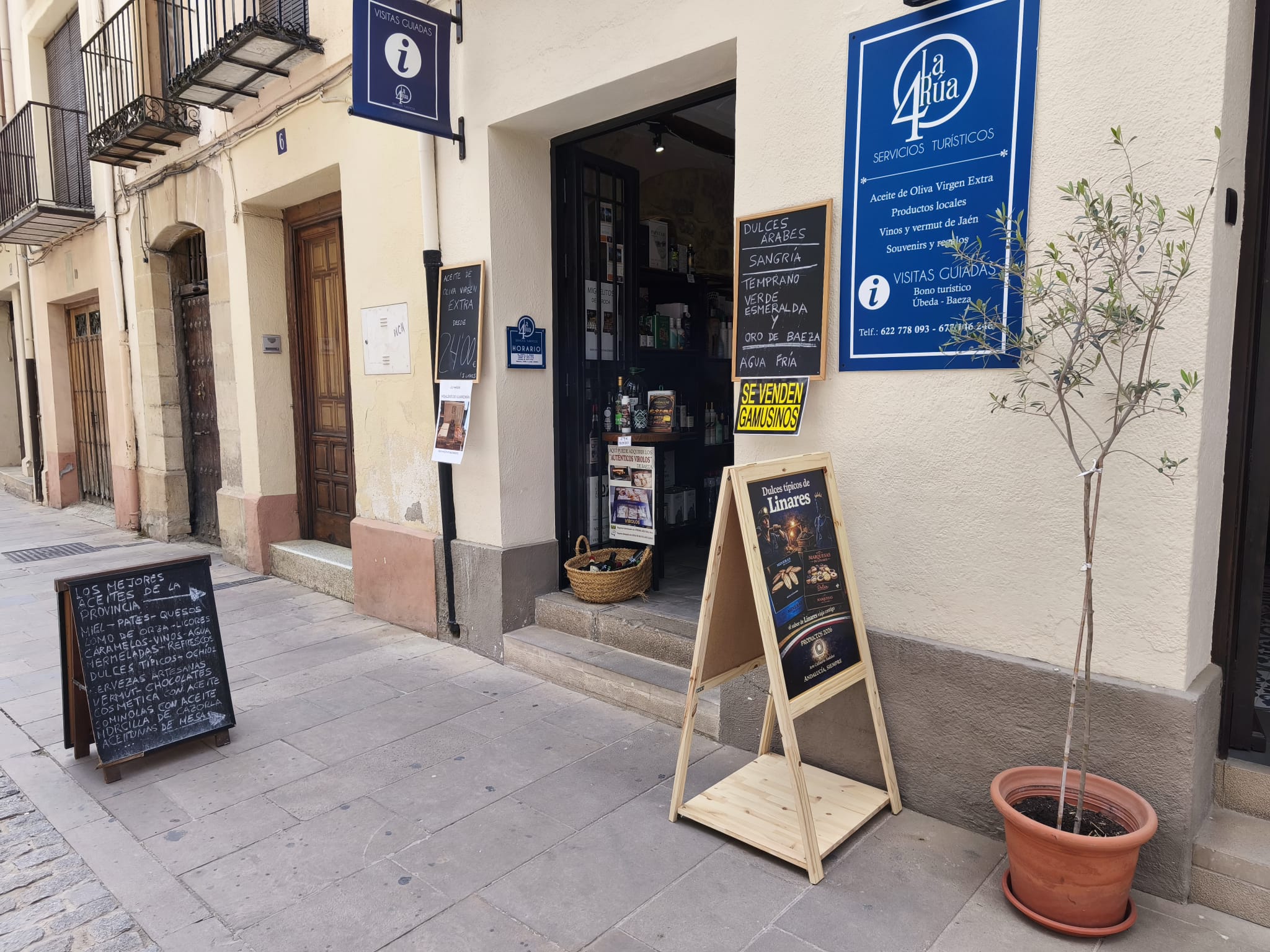 Exterior de La Rúa 4 en Calle María de Molina, Úbeda